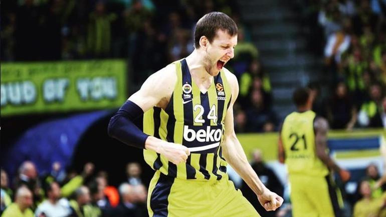 Fenerbahçenin eski yıldızından geri dönüş sinyali Sürpriz açıklama